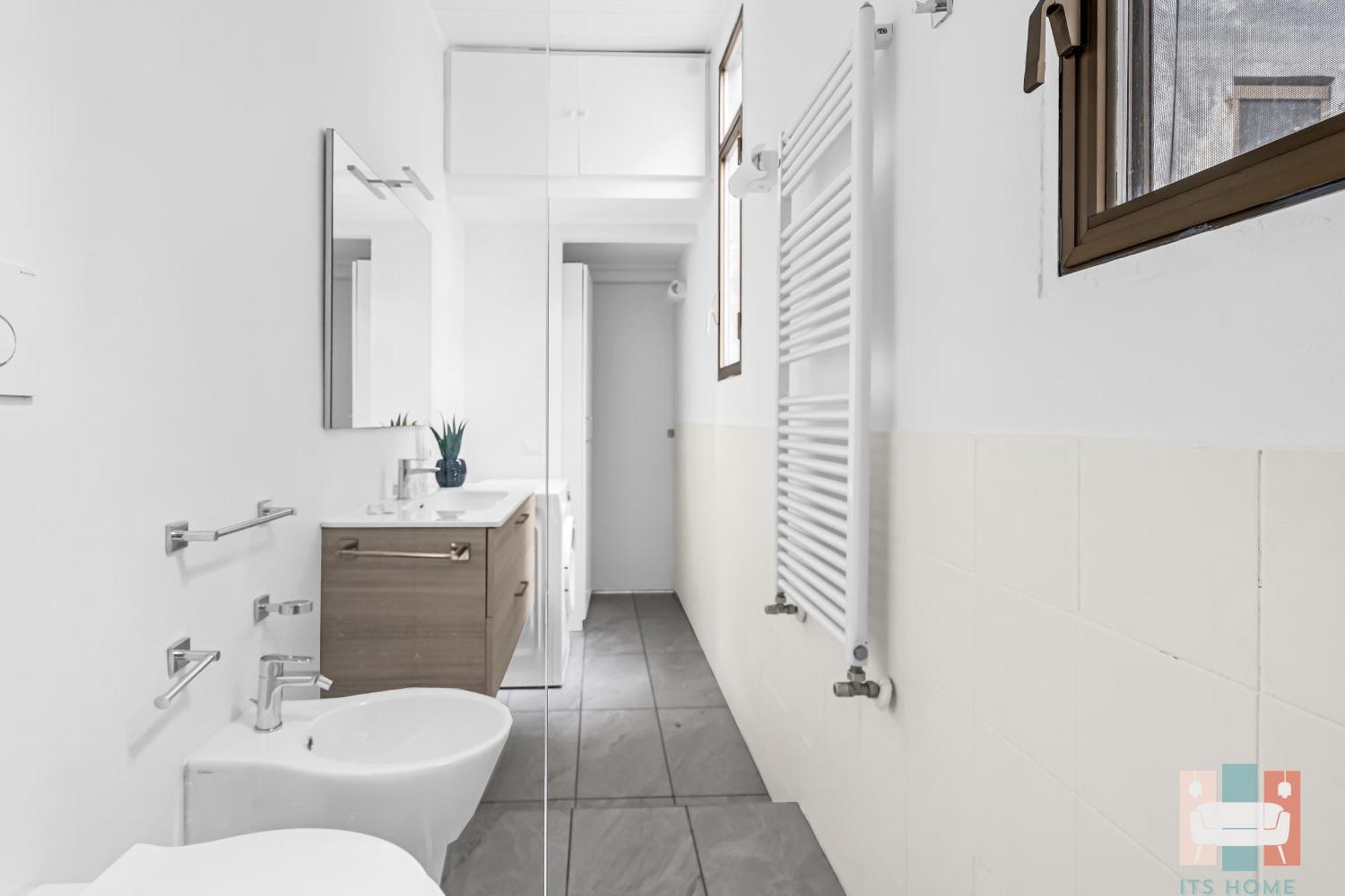 Lo3 • Navigli Chic • * Milan